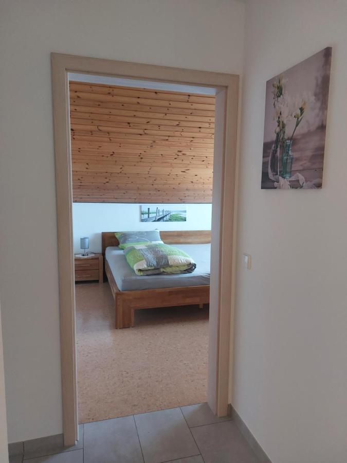 Moderne Ferienwohnung - Neu Renoviert - Ruhige Lage Waldachtal Exterior photo